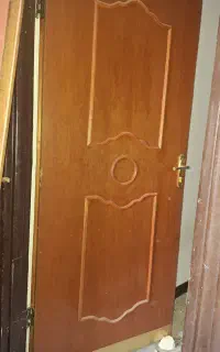 ۲عدد درب چوبی کاملا سالم