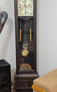 ساعت ایستاده
