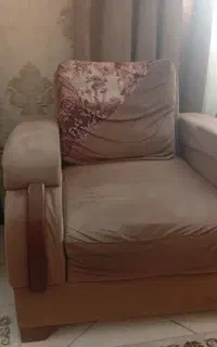 مبلمان و میز نهار خوری