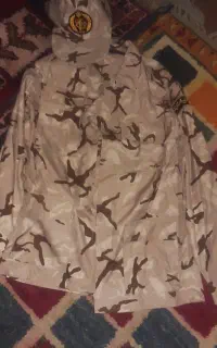 لباس نظامی