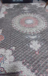 دوعدد فرش ۹ متری سالم