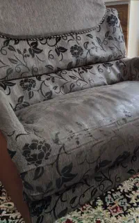یک دست مبل در کوهپایه