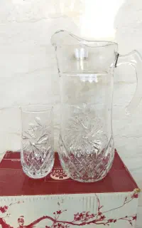 یه دست پارچ ولیوان