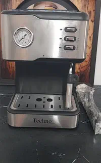 نو و بدون هیچ کارکردی