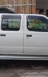 نیسان پیکاپ ۸۴