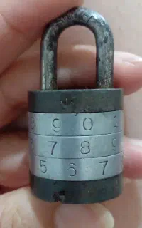 قفل قدیمی کلکسیونی