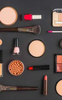 مدل خانم مجرد جهت لاین آرایشی