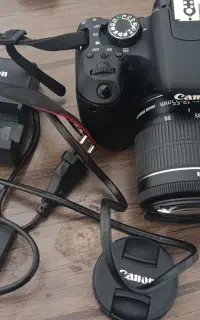 دوربین canon eos 800D