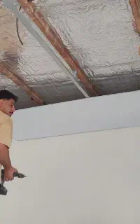 نصب و تعمیرات هر گونه سقف کاذب،نصب لوستر و غیره