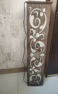 آباژور کنار سالنی ورساچی