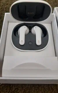 هندزفری بلوتوثی کریتیو...نو و سالم