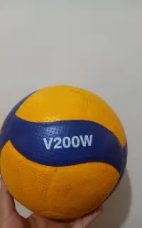 توپ والیبال mikasa v200w اصل