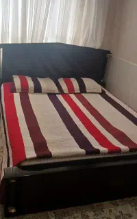 تخت دو نفره چوب جنس عالی