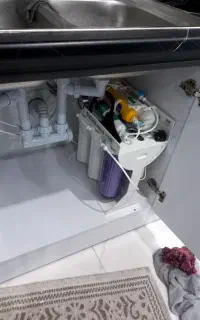 خدمات تصفیه آب نصب جابه جایی تعویض فیلترخرابی