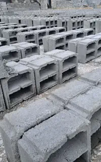 نیازمند کارگر بلوک زن