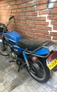 سوزوکی ۱۰۰