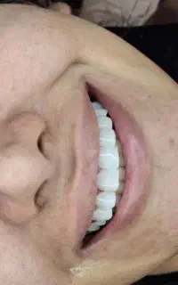 کلینیک دندانپزشکی دکتر احمدی