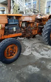 تراکتور رومانی مدل 56