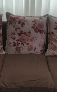 مبل هفت نفره با دو میزبان