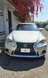 لکسوسis200مدل2016