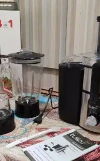 آبمیوه گیری ۴ کاره تولیپر