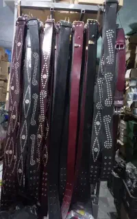 کمربند و قطار چرم