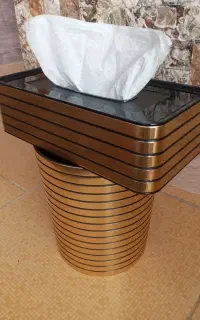 جای دستمال کاغذی به همراه سطل زباله