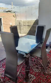 میزغذاخوری