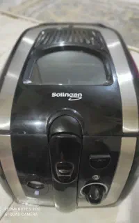 سرخ کن. چرخ گوشت. جارو شارژی. تستر