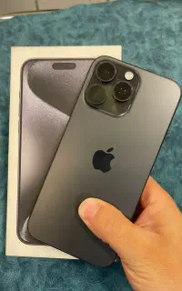 آیفون 15promax 256 zaa