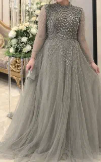 لب اس فاخر