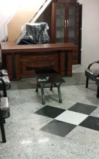 میز و صندلی و کتابخانه صنایع