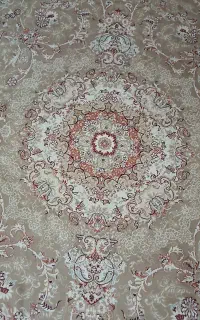فرش  ۶ متری سالم و تمیز