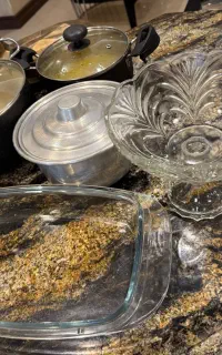 قابلمه و ظرف پیرکس