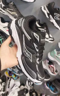 کفش  کتونی ساکنی