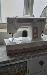 چرخ خیاطی و سردوز ژانومه