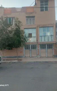 منزل فروشی واحد همکف دستگرد