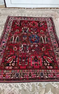 فروش تعدادی فرش دستبافت