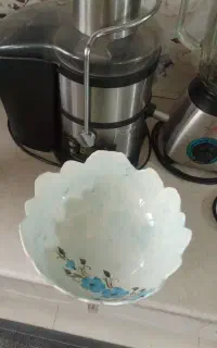 تعدادی ظرف