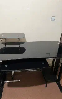 میز کامپیوتر به همراه صندلی
