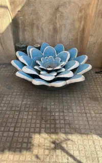 آبنمای بتنی طرح گل چهار طبقه قابل نصب با پایه