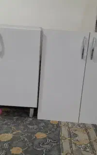 یک‌عددکابینت‌زمینی‌ودیواری‌ام‌دی‌اف‌کاملن‌سالم‌ونو