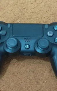 دسته پلی استیشن 4 اصلی اسلیم(پلمپ)بشرط کارشناس