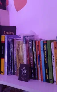 مراقب سالن مطالعه دخترانه