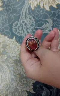 انگشتر شجر خزه ای سرخ و انگشتر رینگ