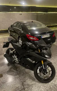 موتور سیکلت یاماها R15