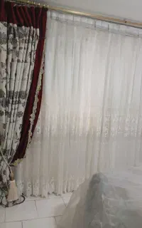 پرده حریر خامه دوزی شده