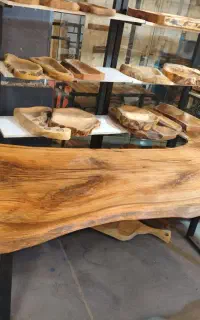 به یک آقا که کار مونتاژ ام دی اف