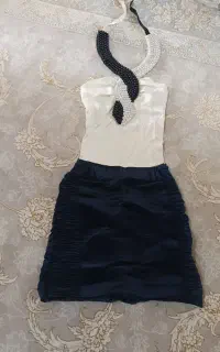 حراج تعدادی لباس مجلسی بچگانه