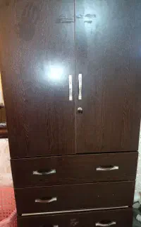 کمد لباسی
